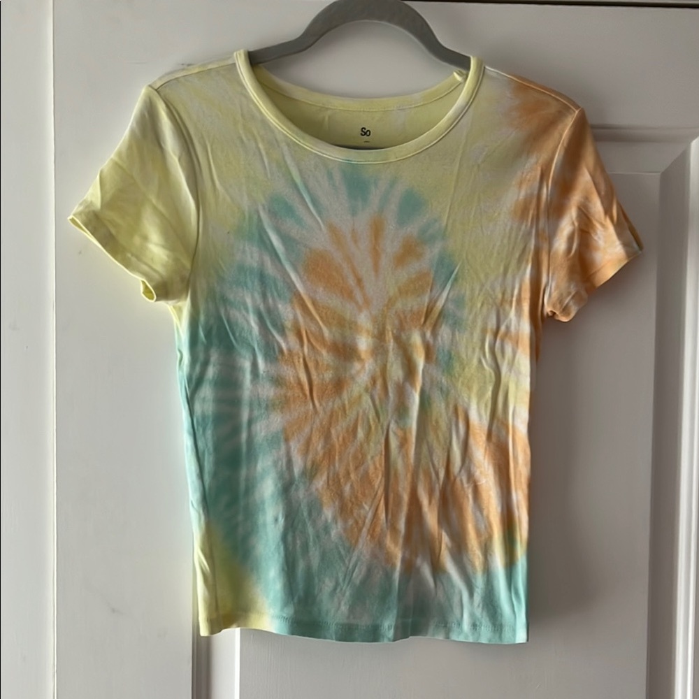 SO Vibrant Yellow and Green Fitted Tee